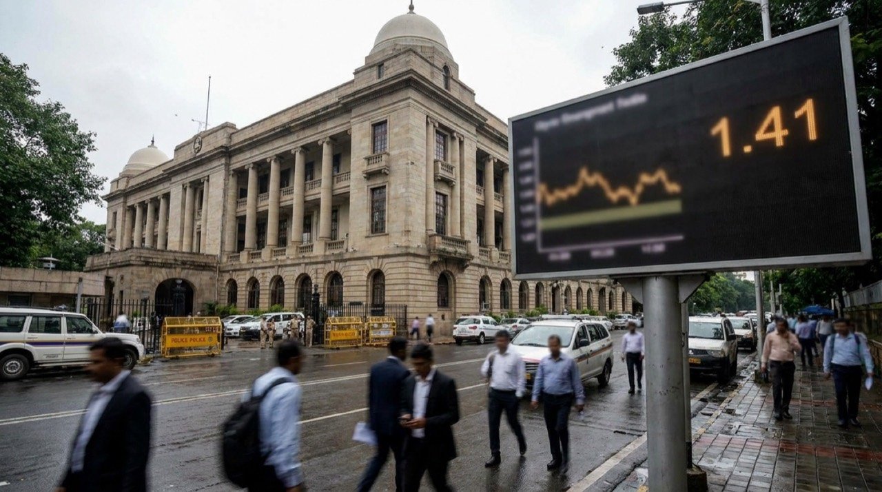 The Reserve Bank of India headquarters, where policymakers conducted a Rs 1.41 trillion variable-rate repo auction after banking liquidity turned to deficit.