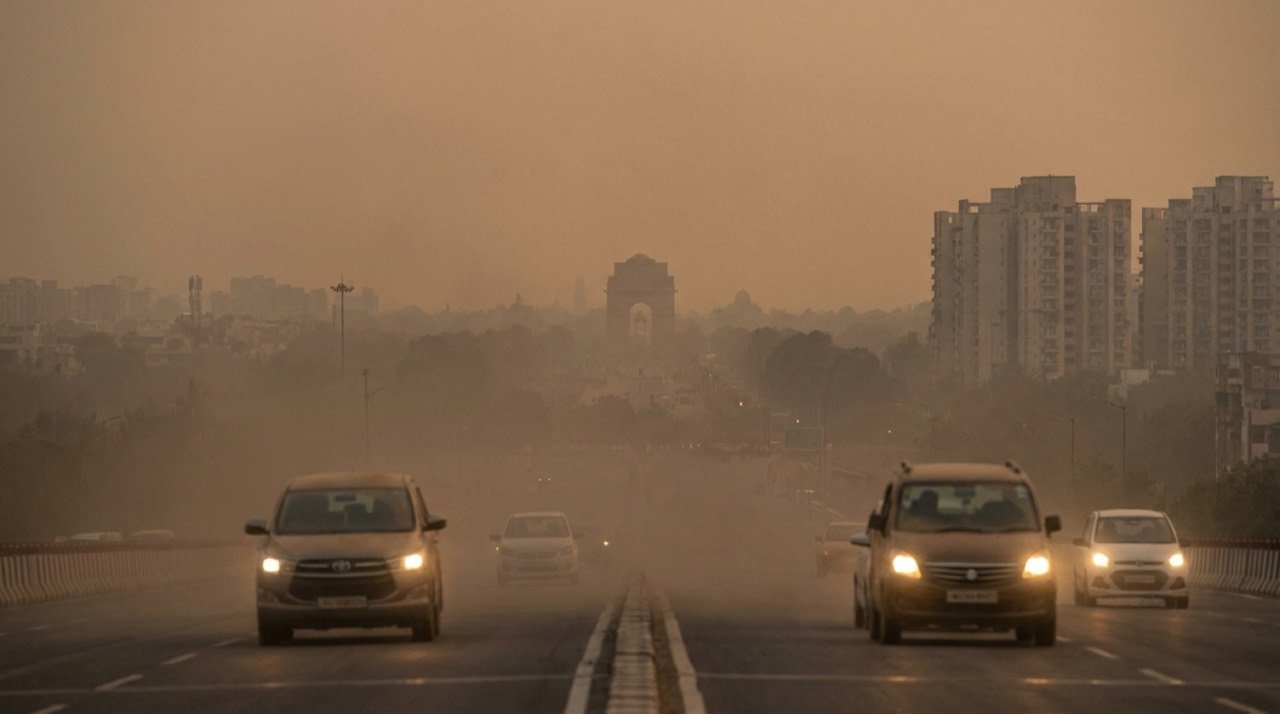 Dust storm reducing visibility over Delhi-NCR skyline as IMD issues red alert for severe weather