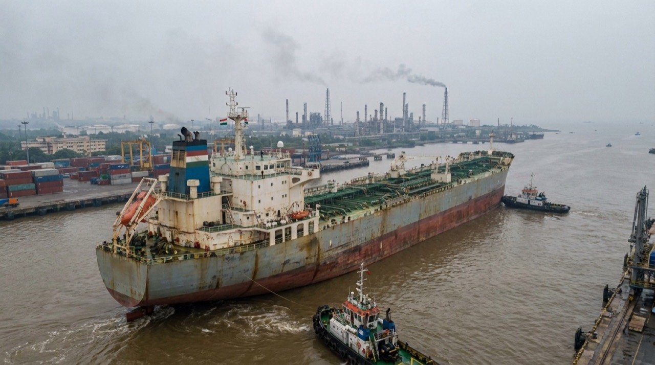 Oil tanker carrying Russian crude bound for an Indian refinery amid record June import volumes