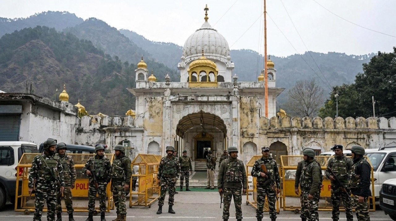 Security personnel deployed near the Nagrasu gurdwara in Uttarakhand during the ongoing standoff
